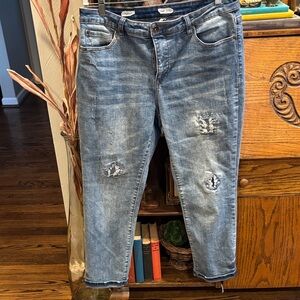 Tribal Boyfriend Jean Size 12 Distressed